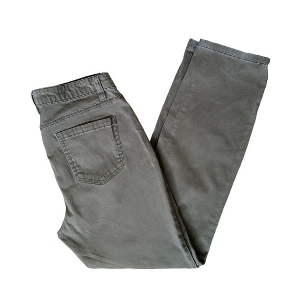 Buffalo David Bitton Daily Mid Rise Crop Jeans - Picture 4 of 10